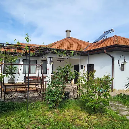 Casa de hóspedes червенаково